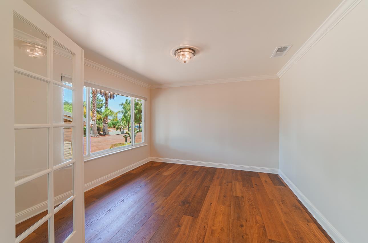 Detail Gallery Image 31 of 80 For 22125 Ranchito Dr, Salinas,  CA 93908 - 4 Beds | 2/1 Baths