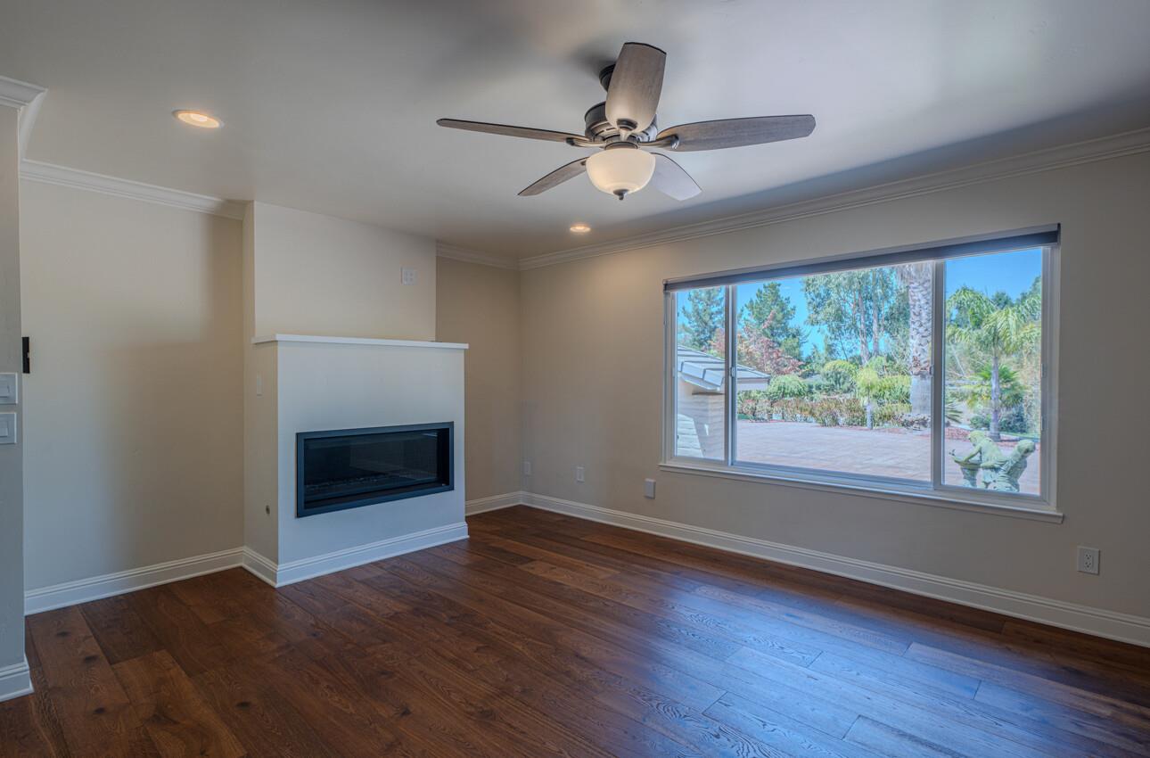 Detail Gallery Image 34 of 80 For 22125 Ranchito Dr, Salinas,  CA 93908 - 4 Beds | 2/1 Baths