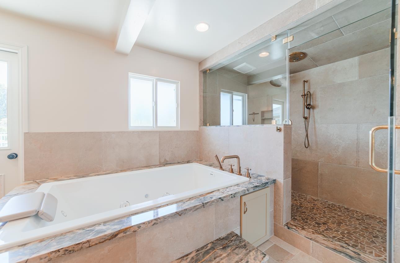 Detail Gallery Image 38 of 80 For 22125 Ranchito Dr, Salinas,  CA 93908 - 4 Beds | 2/1 Baths