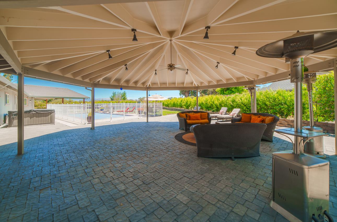 Detail Gallery Image 54 of 80 For 22125 Ranchito Dr, Salinas,  CA 93908 - 4 Beds | 2/1 Baths