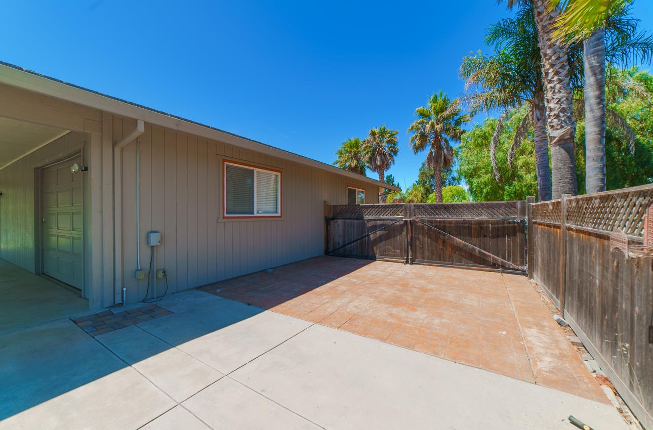 Detail Gallery Image 69 of 80 For 22125 Ranchito Dr, Salinas,  CA 93908 - 4 Beds | 2/1 Baths