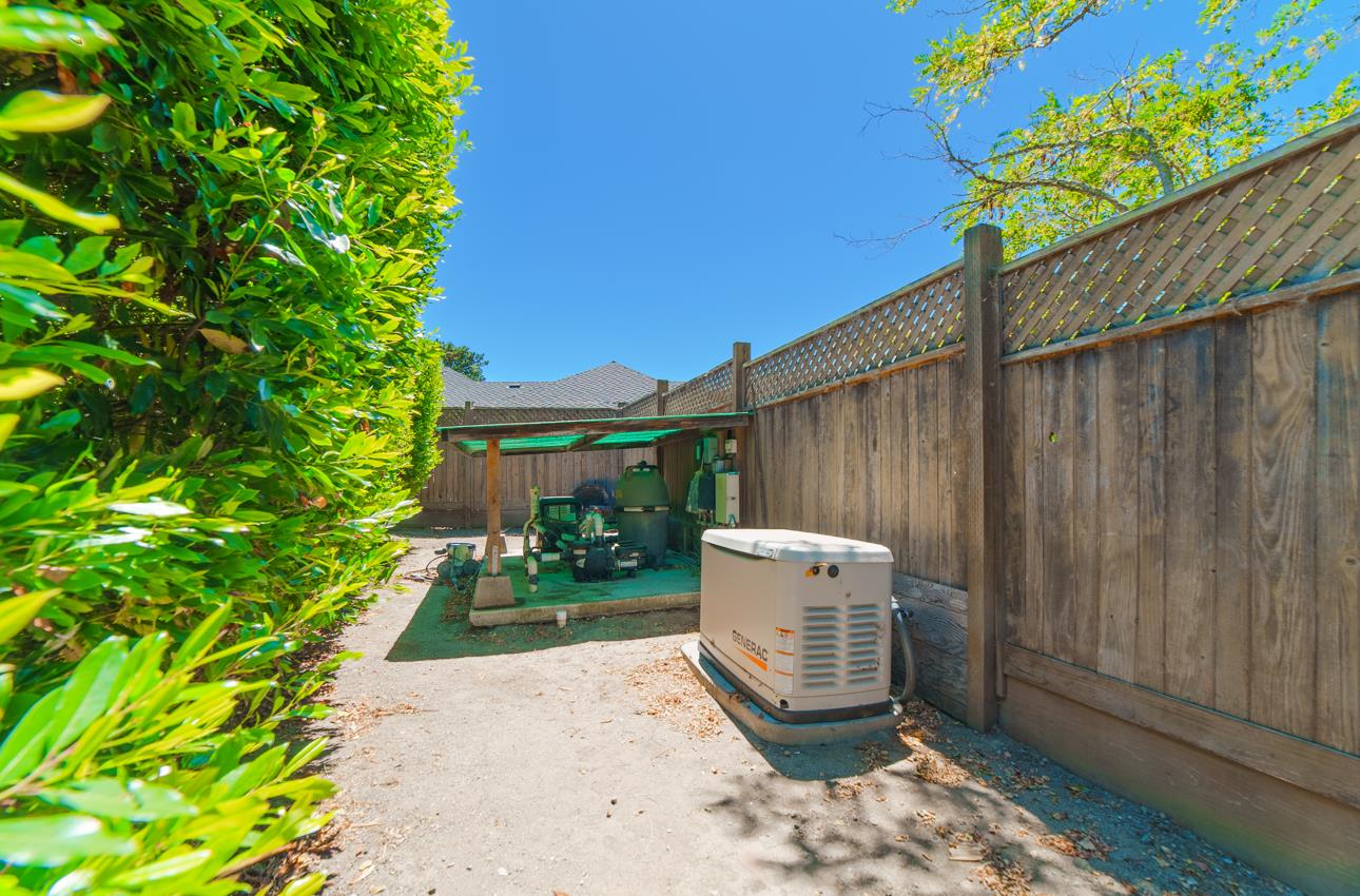 Detail Gallery Image 73 of 80 For 22125 Ranchito Dr, Salinas,  CA 93908 - 4 Beds | 2/1 Baths