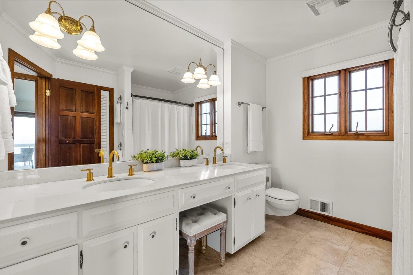 Detail Gallery Image 39 of 48 For 4250 Opal Cliff Dr, Santa Cruz,  CA 95062 - 4 Beds | 2/1 Baths