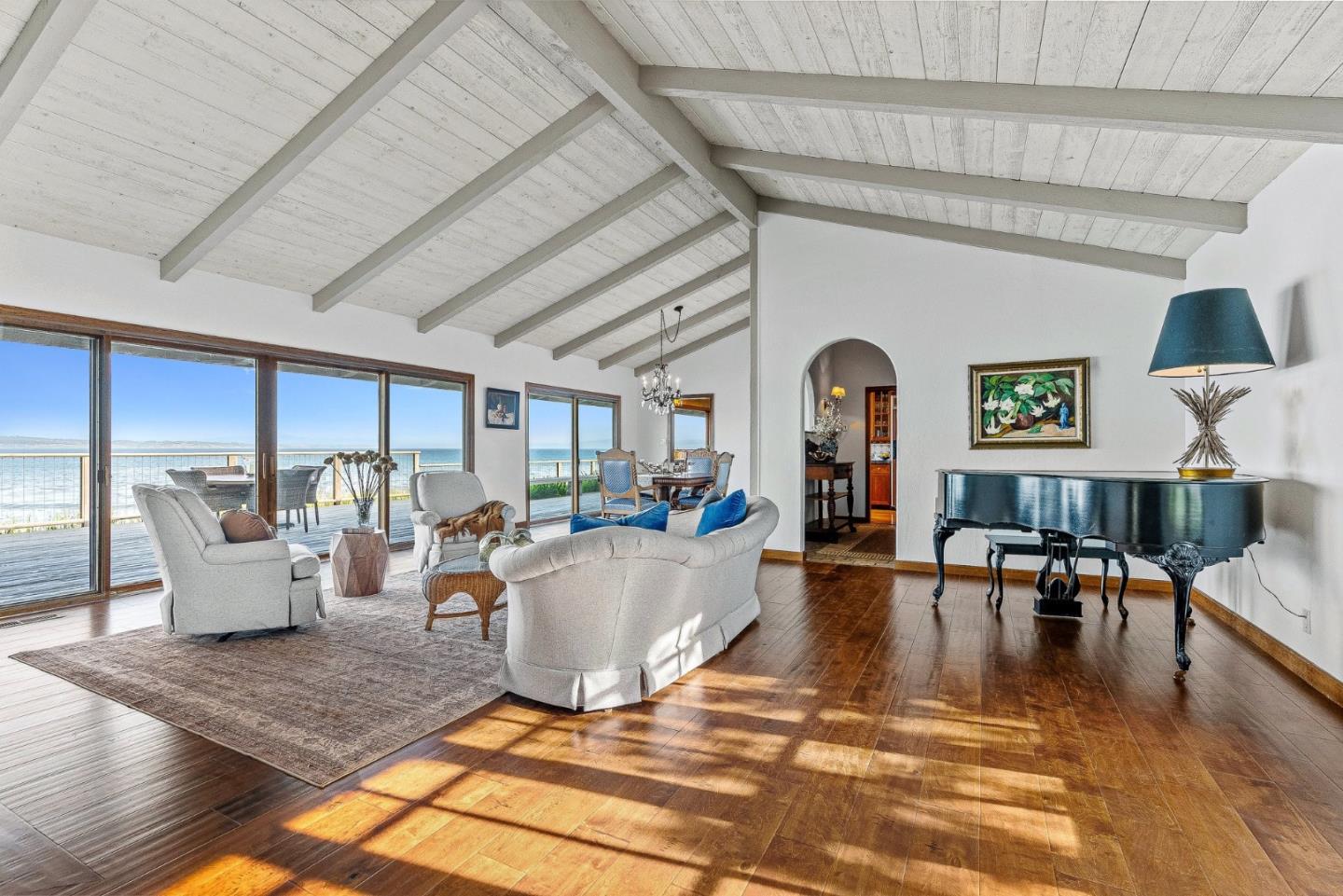 Detail Gallery Image 6 of 48 For 4250 Opal Cliff Dr, Santa Cruz,  CA 95062 - 4 Beds | 2/1 Baths