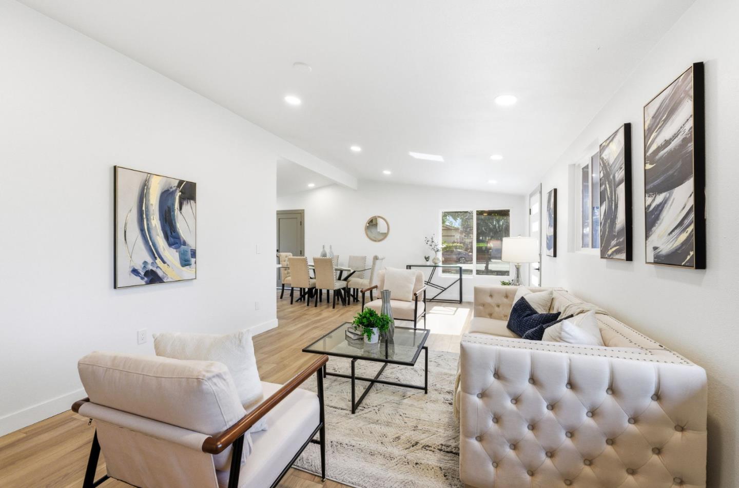 Detail Gallery Image 13 of 33 For 1201 Prescott Ave, Sunnyvale,  CA 94089 - 4 Beds | 2/1 Baths