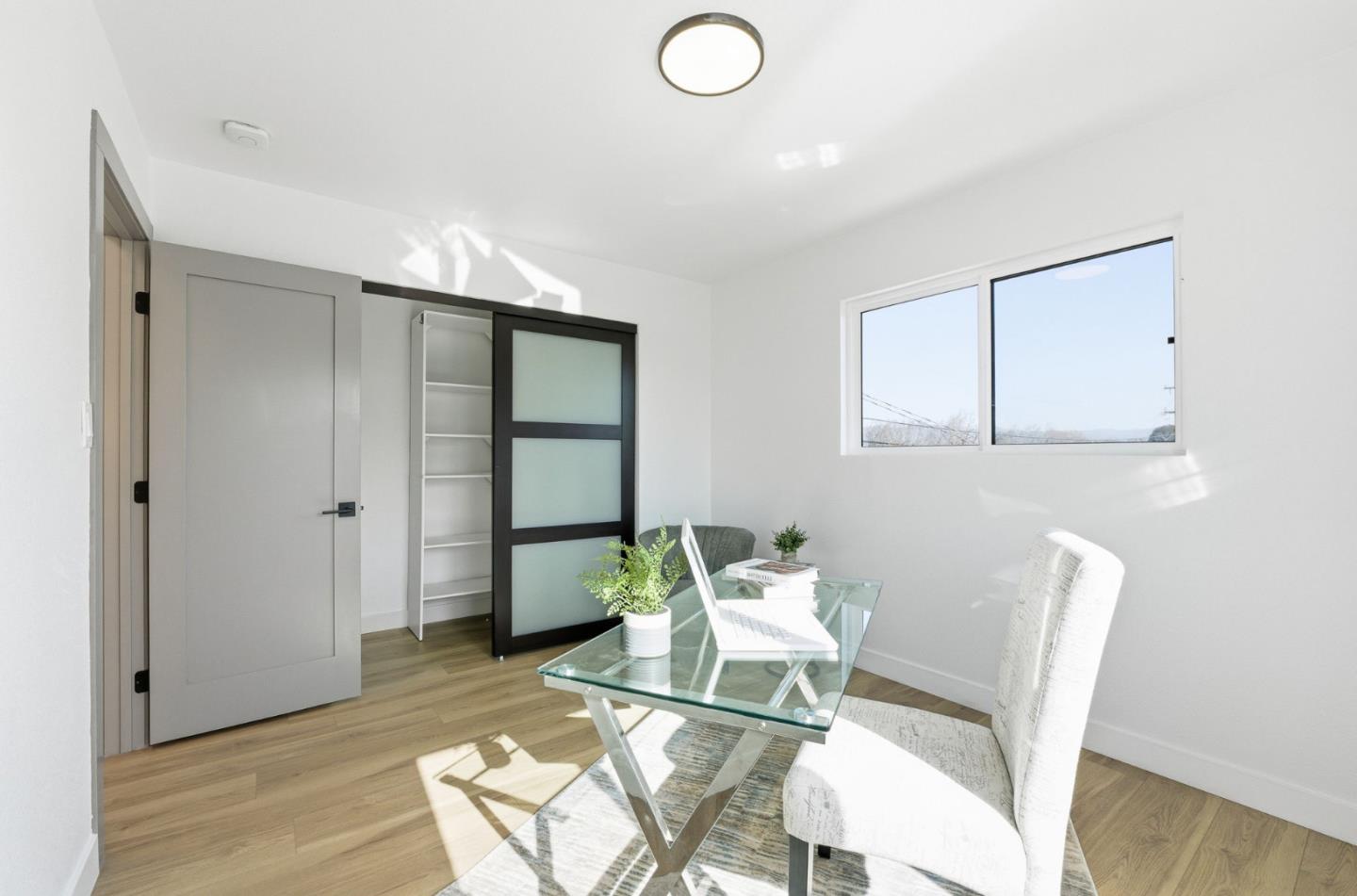 Detail Gallery Image 22 of 33 For 1201 Prescott Ave, Sunnyvale,  CA 94089 - 4 Beds | 2/1 Baths