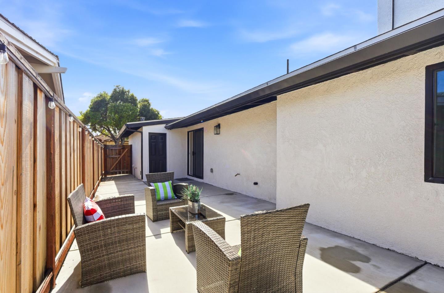 Detail Gallery Image 29 of 33 For 1201 Prescott Ave, Sunnyvale,  CA 94089 - 4 Beds | 2/1 Baths