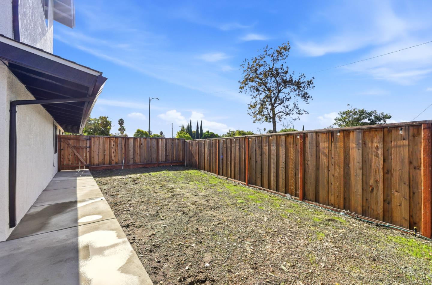 Detail Gallery Image 32 of 33 For 1201 Prescott Ave, Sunnyvale,  CA 94089 - 4 Beds | 2/1 Baths