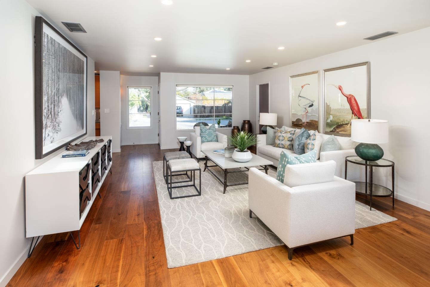 Detail Gallery Image 10 of 29 For 413 Gilbert Ave, Menlo Park,  CA 94025 - 4 Beds | 3 Baths