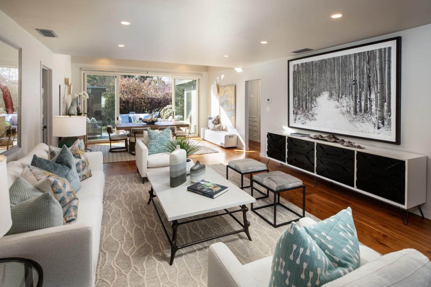 Detail Gallery Image 4 of 29 For 413 Gilbert Ave, Menlo Park,  CA 94025 - 4 Beds | 3 Baths