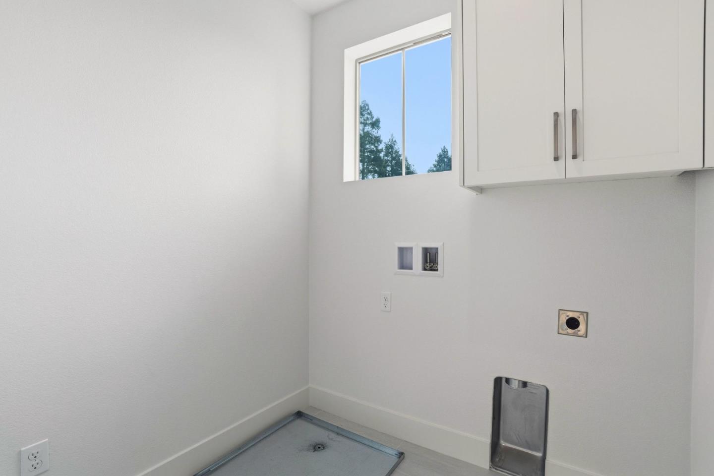 Detail Gallery Image 13 of 14 For 236 Oak Cir, Walnut Creek,  CA 94597 - 4 Beds | 3/1 Baths