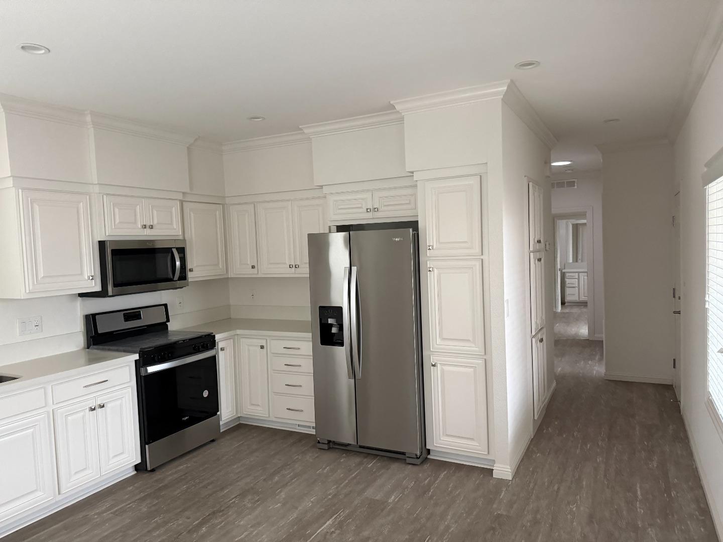 Detail Gallery Image 4 of 9 For 440 Moffet Blvd #86,  Mountain View,  CA 94043 - 2 Beds | 2 Baths