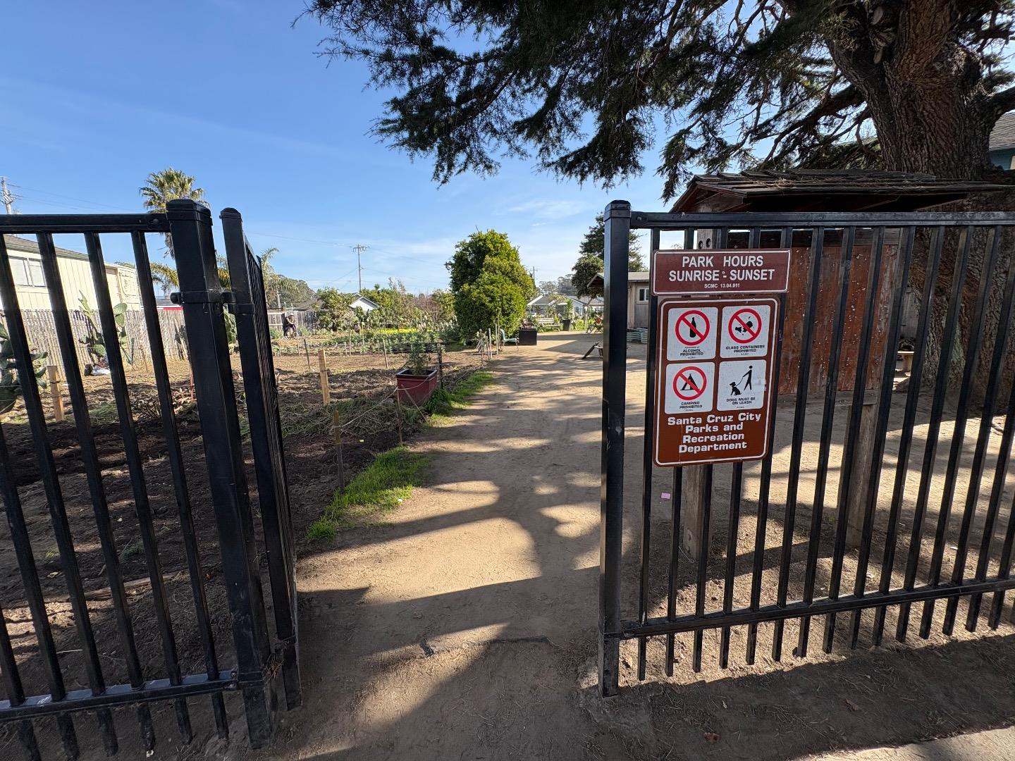 Detail Gallery Image 25 of 25 For 313 Raymond St, Santa Cruz,  CA 95060 - – Beds | – Baths