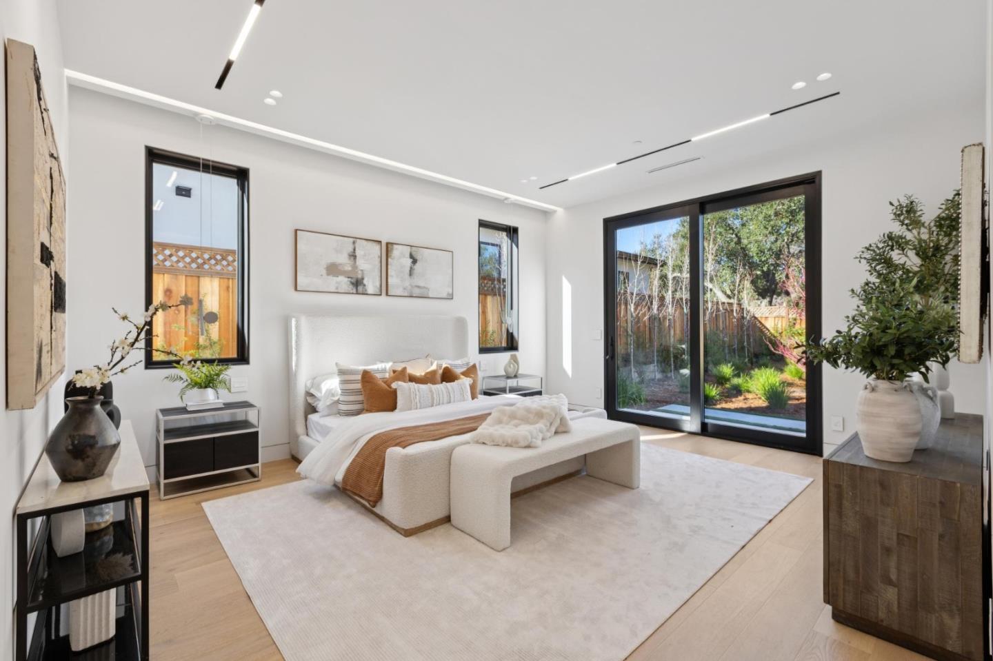 Detail Gallery Image 12 of 36 For 14685 Horseshoe Dr, Saratoga,  CA 95070 - 5 Beds | 5/1 Baths