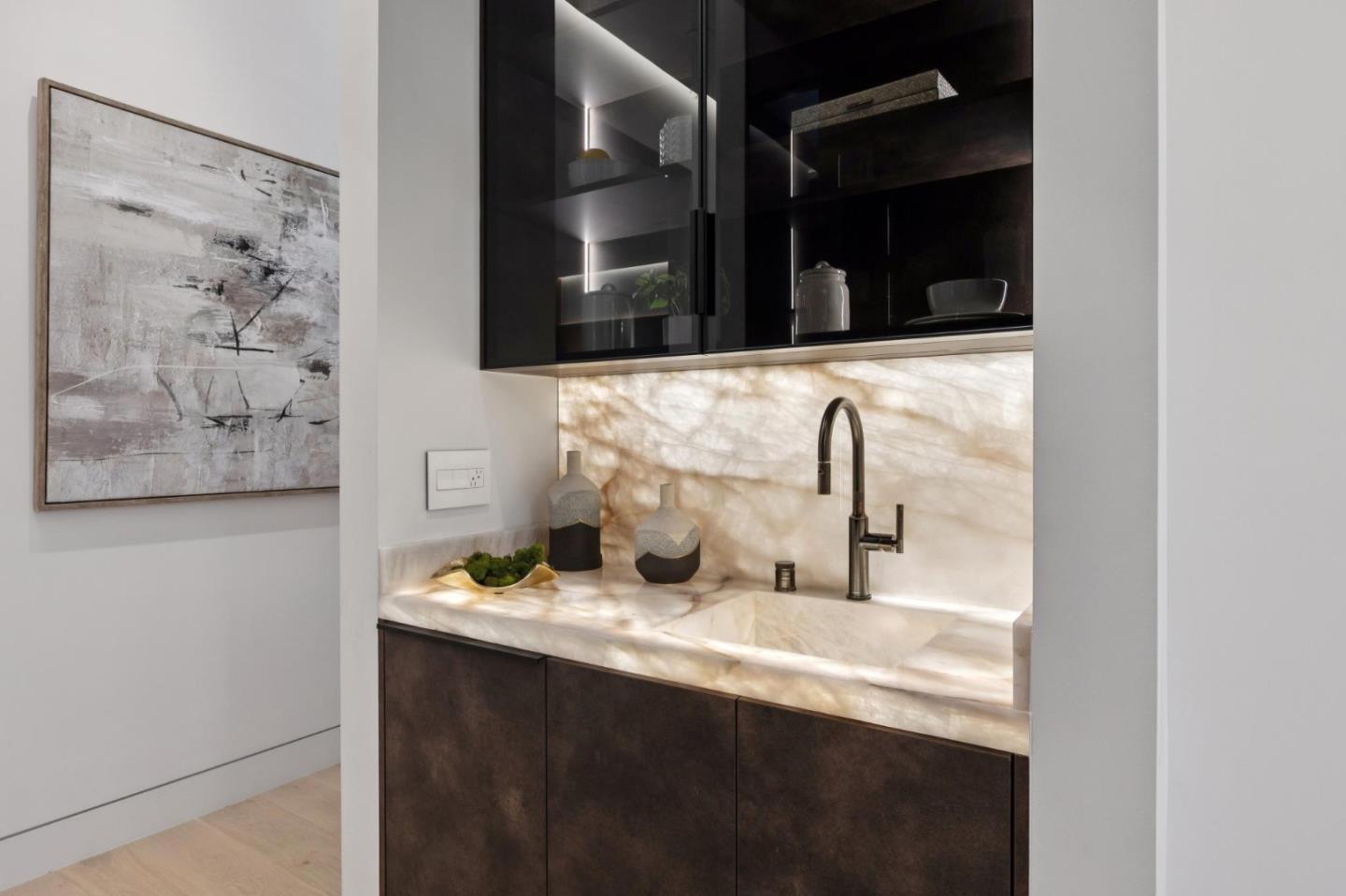 Detail Gallery Image 7 of 36 For 14685 Horseshoe Dr, Saratoga,  CA 95070 - 5 Beds | 5/1 Baths