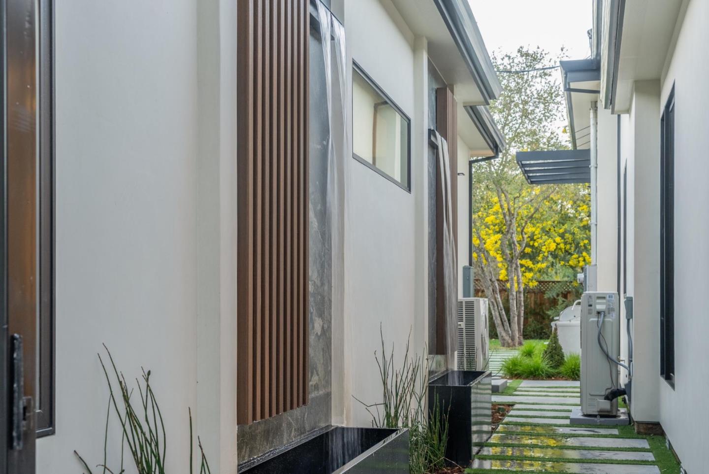 Detail Gallery Image 32 of 44 For 14695 Horseshoe Drive, Saratoga,  CA 95070 - 5 Beds | 4/1 Baths