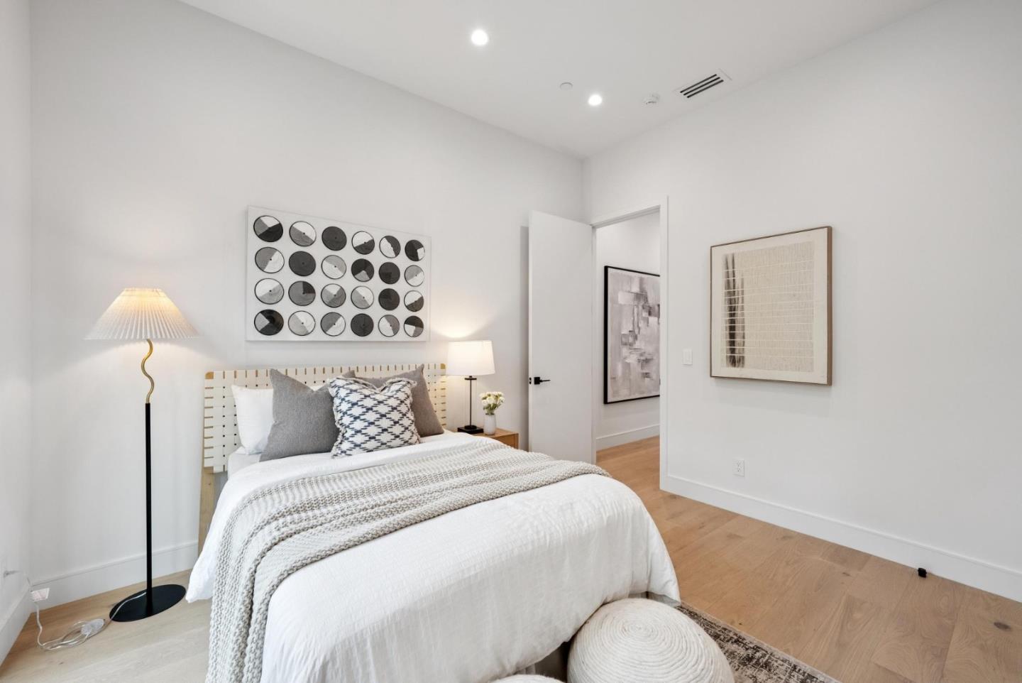 Detail Gallery Image 38 of 44 For 14695 Horseshoe Drive, Saratoga,  CA 95070 - 5 Beds | 4/1 Baths