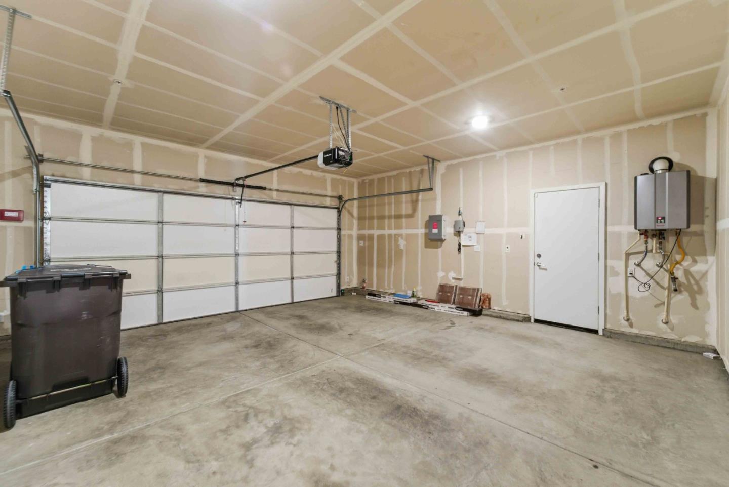 Detail Gallery Image 24 of 48 For 958 Shearwater Rd, Lathrop,  CA 95330 - 4 Beds | 2 Baths