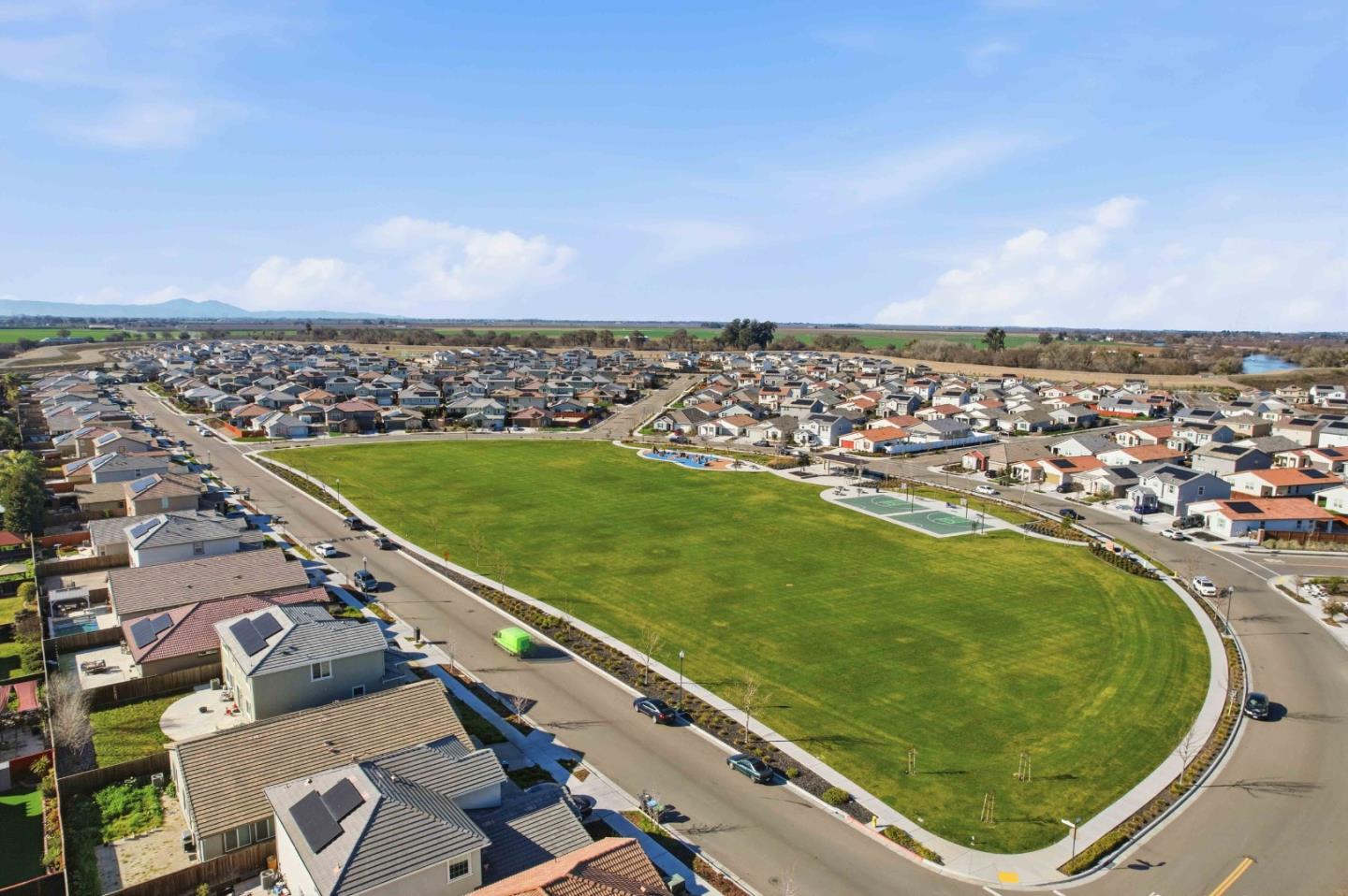 Detail Gallery Image 41 of 48 For 958 Shearwater Rd, Lathrop,  CA 95330 - 4 Beds | 2 Baths