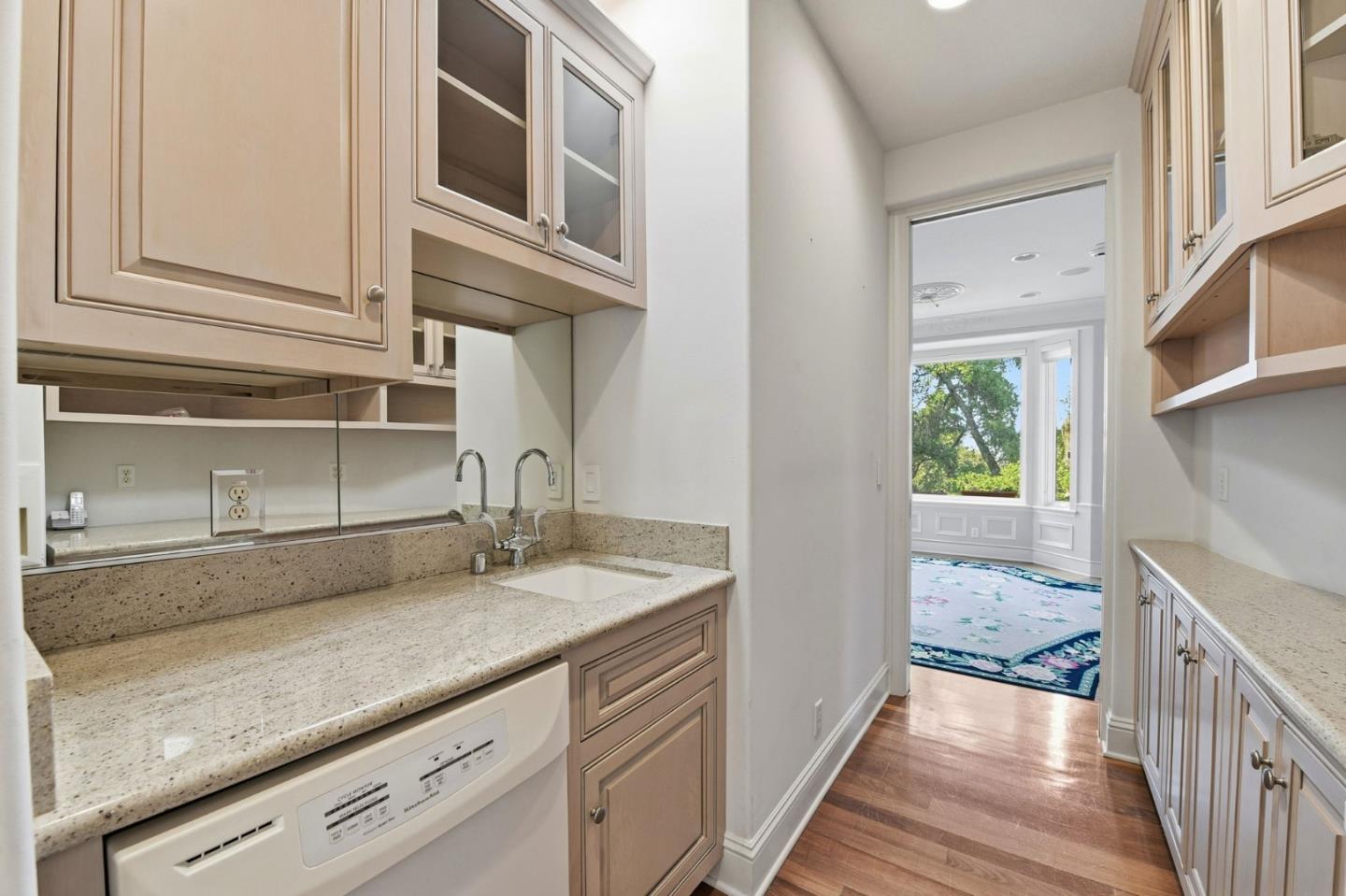 Detail Gallery Image 27 of 82 For 27994 via Ventana Way, Los Altos,  CA 94022 - 4 Beds | 3/1 Baths