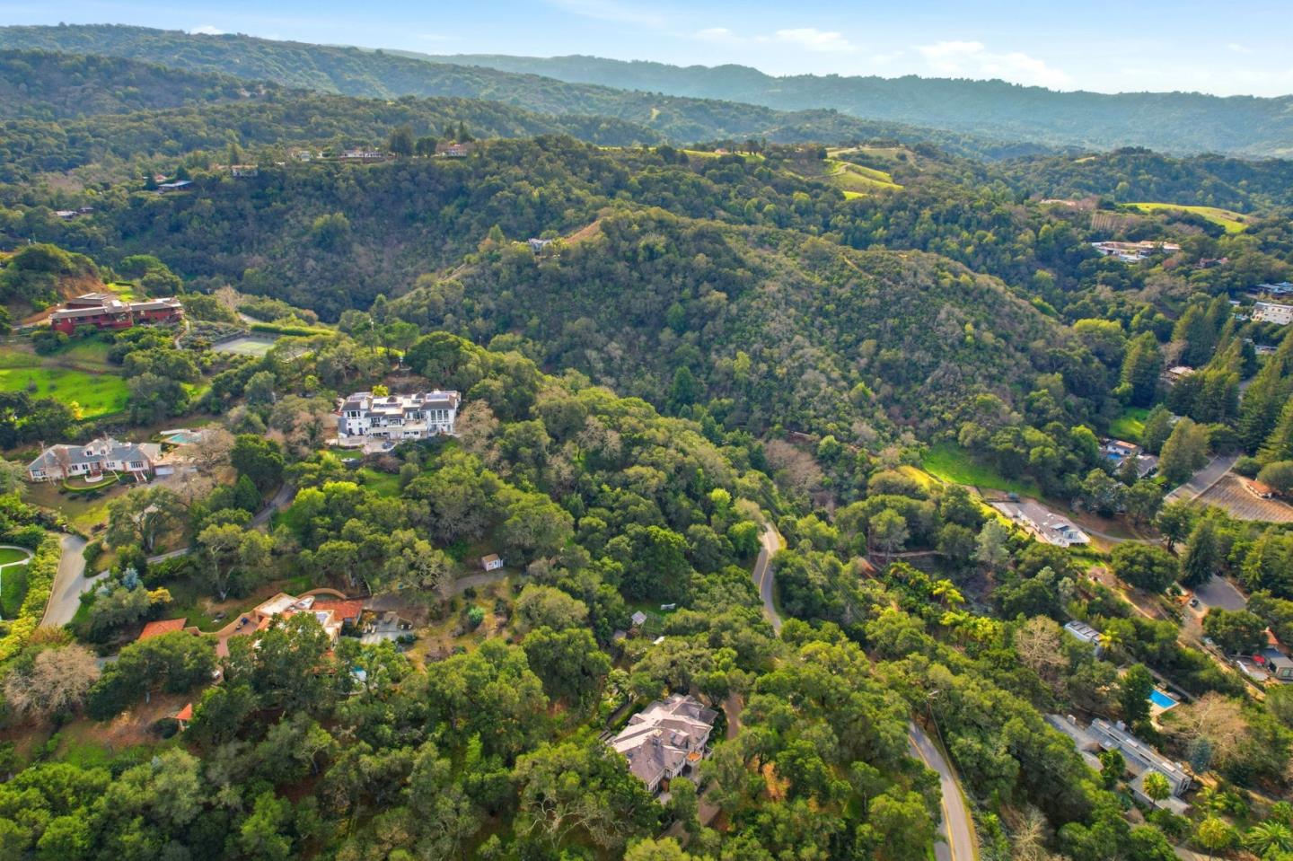 Detail Gallery Image 78 of 82 For 27994 via Ventana Way, Los Altos,  CA 94022 - 4 Beds | 3/1 Baths