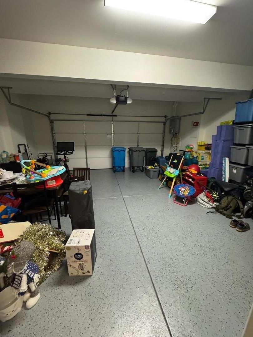 Detail Gallery Image 4 of 21 For 6389 Tawhana Lane, Gilroy,  CA 95020 - 3 Beds | 1/1 Baths