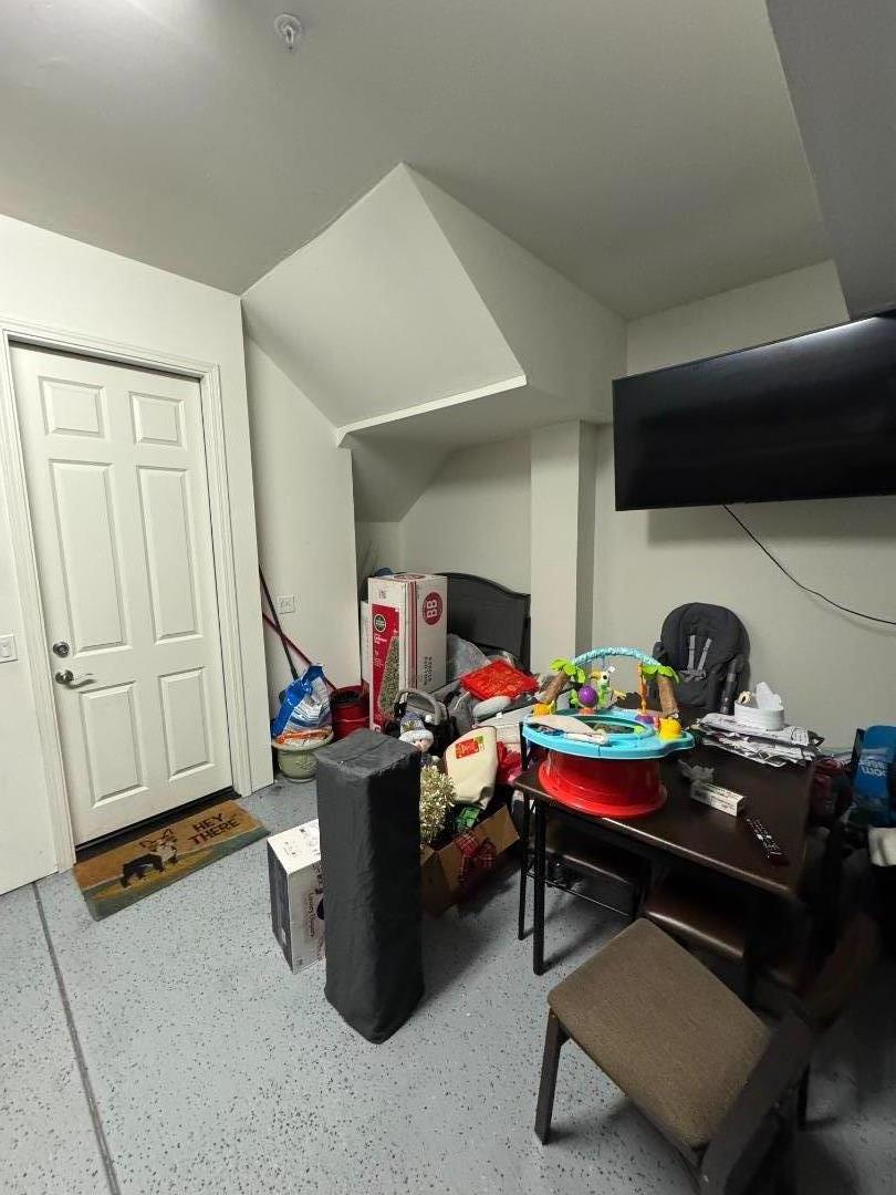 Detail Gallery Image 7 of 21 For 6389 Tawhana Lane, Gilroy,  CA 95020 - 3 Beds | 1/1 Baths