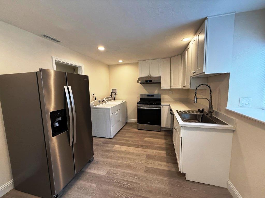 Detail Gallery Image 5 of 15 For 259 Sunol St #GROUND FLOOR,  San Jose,  CA 95126 - 2 Beds | 2 Baths