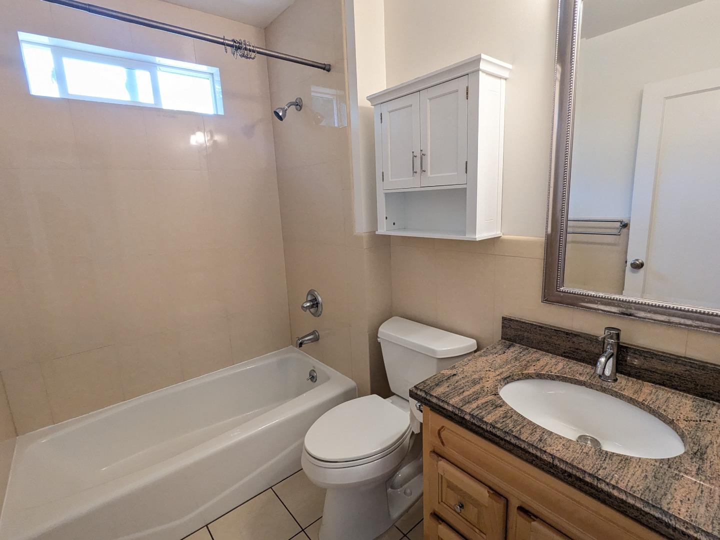 Detail Gallery Image 19 of 51 For 925 Oak Ln, Menlo Park,  CA 94025 - – Beds | – Baths