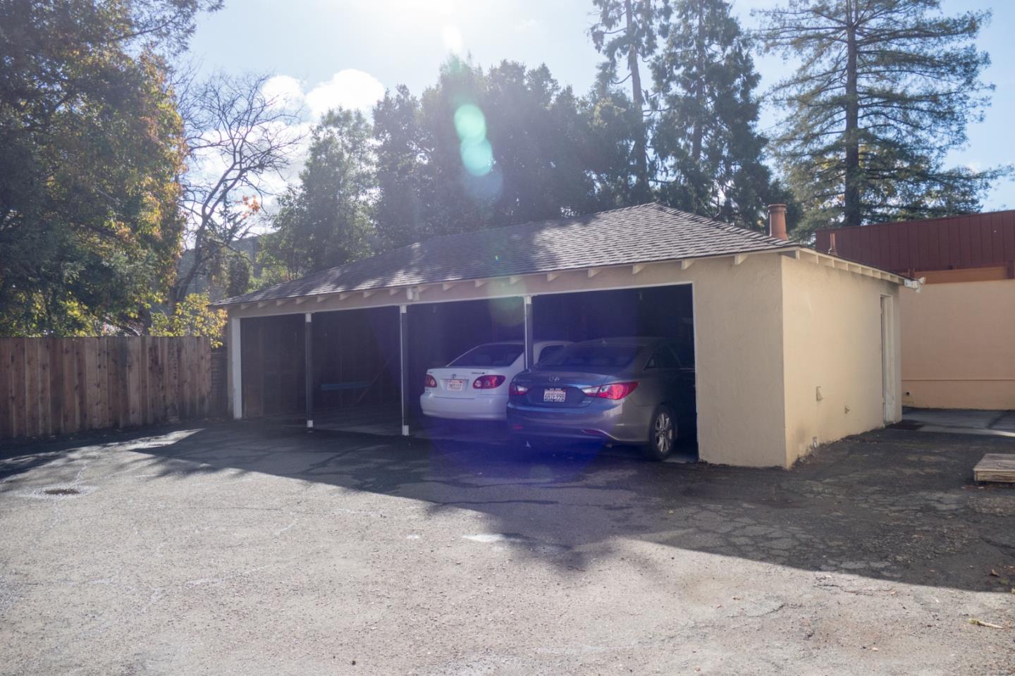 Detail Gallery Image 3 of 51 For 925 Oak Ln, Menlo Park,  CA 94025 - – Beds | – Baths