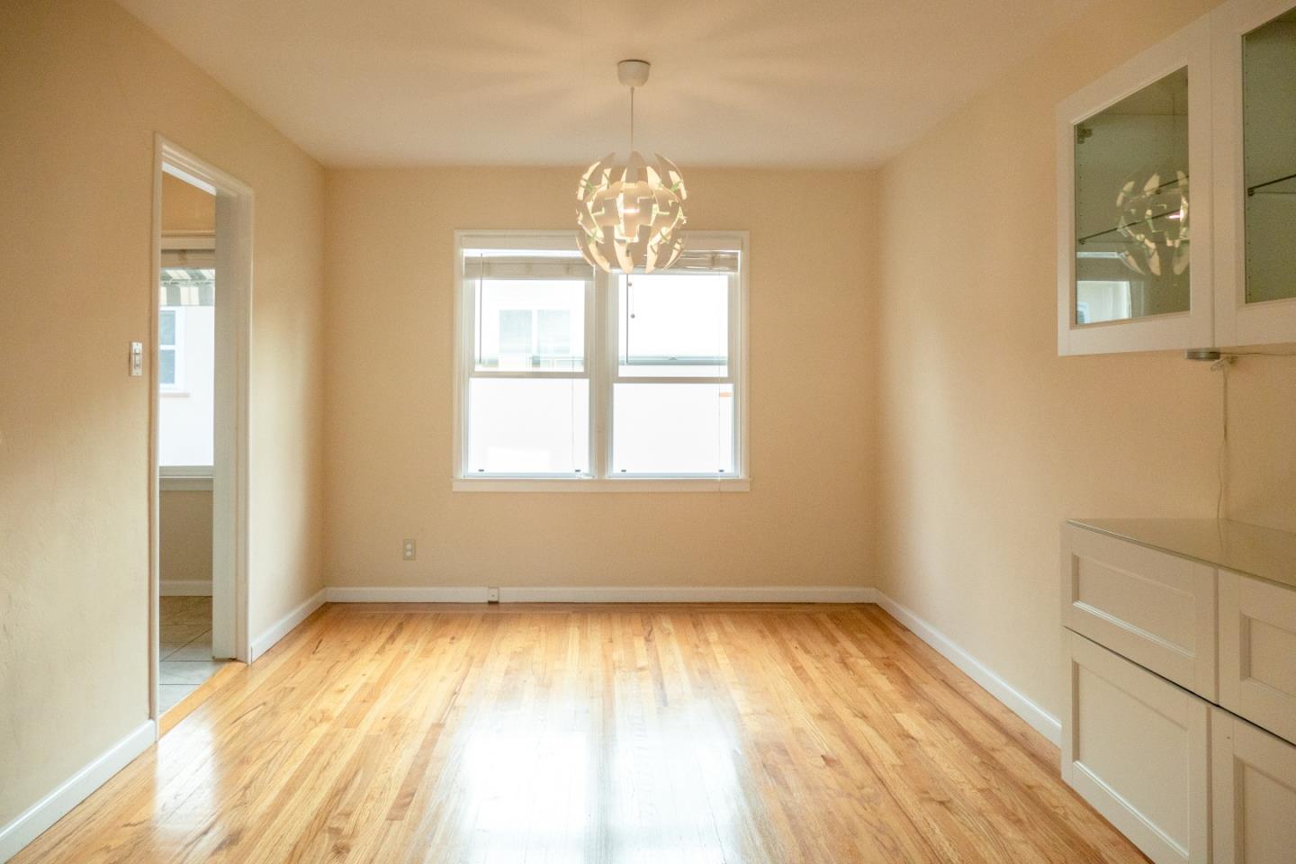 Detail Gallery Image 48 of 51 For 925 Oak Ln, Menlo Park,  CA 94025 - – Beds | – Baths