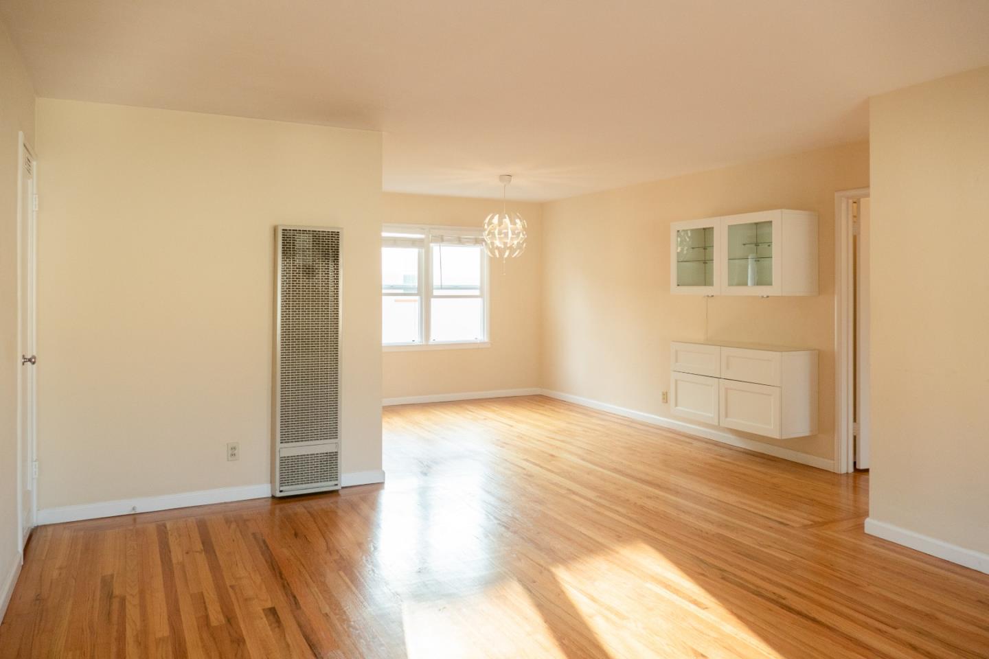 Detail Gallery Image 50 of 51 For 925 Oak Ln, Menlo Park,  CA 94025 - – Beds | – Baths