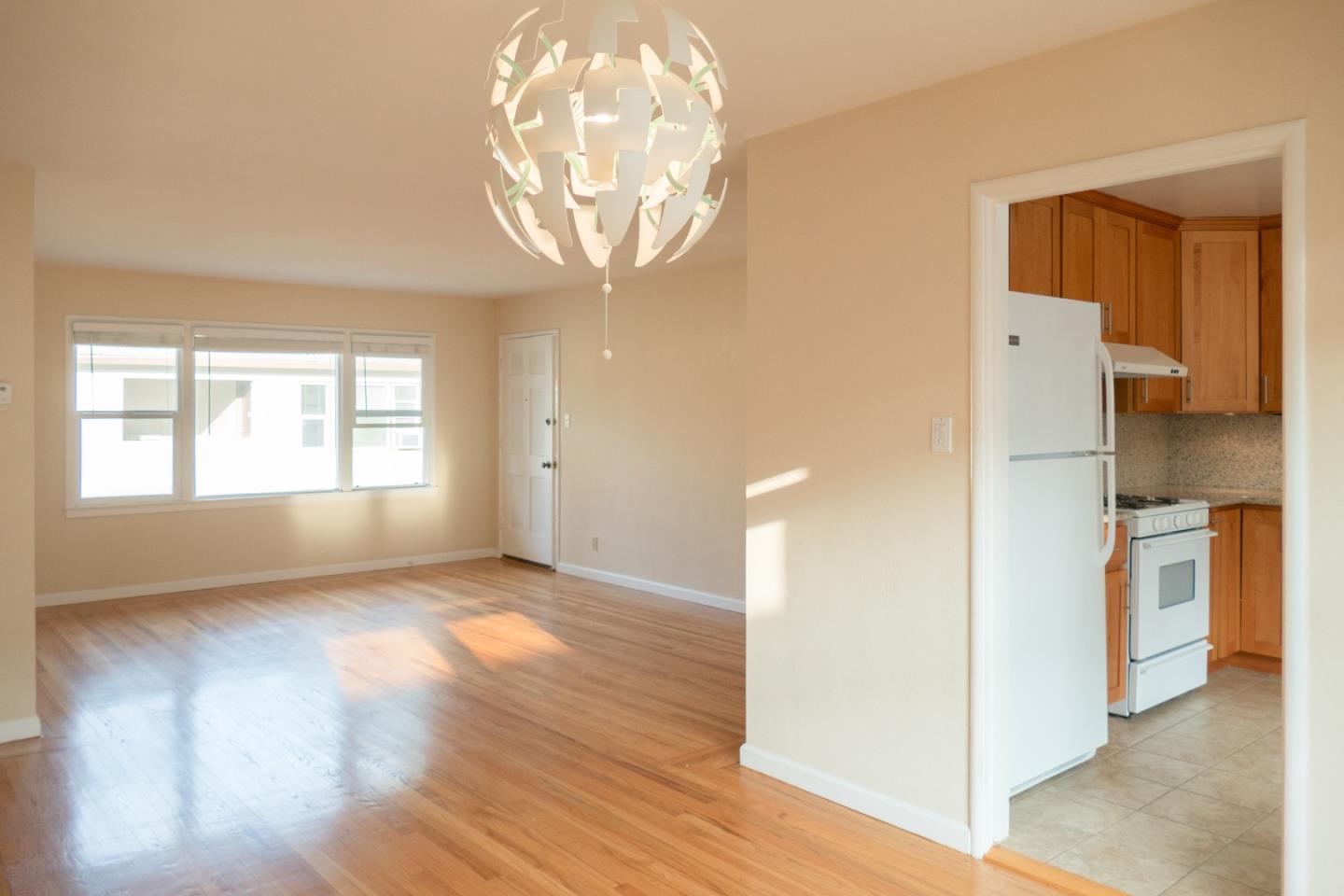 Detail Gallery Image 51 of 51 For 925 Oak Ln, Menlo Park,  CA 94025 - – Beds | – Baths