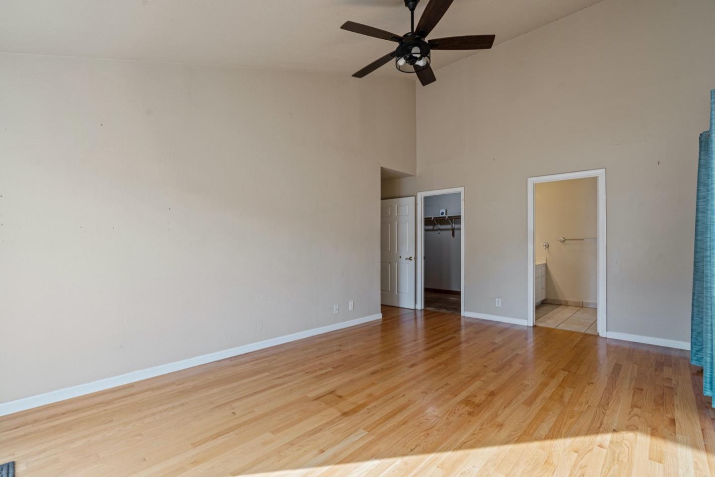 Detail Gallery Image 25 of 33 For 1005 Cherry Ct, Hollister,  CA 95023 - 3 Beds | 2 Baths