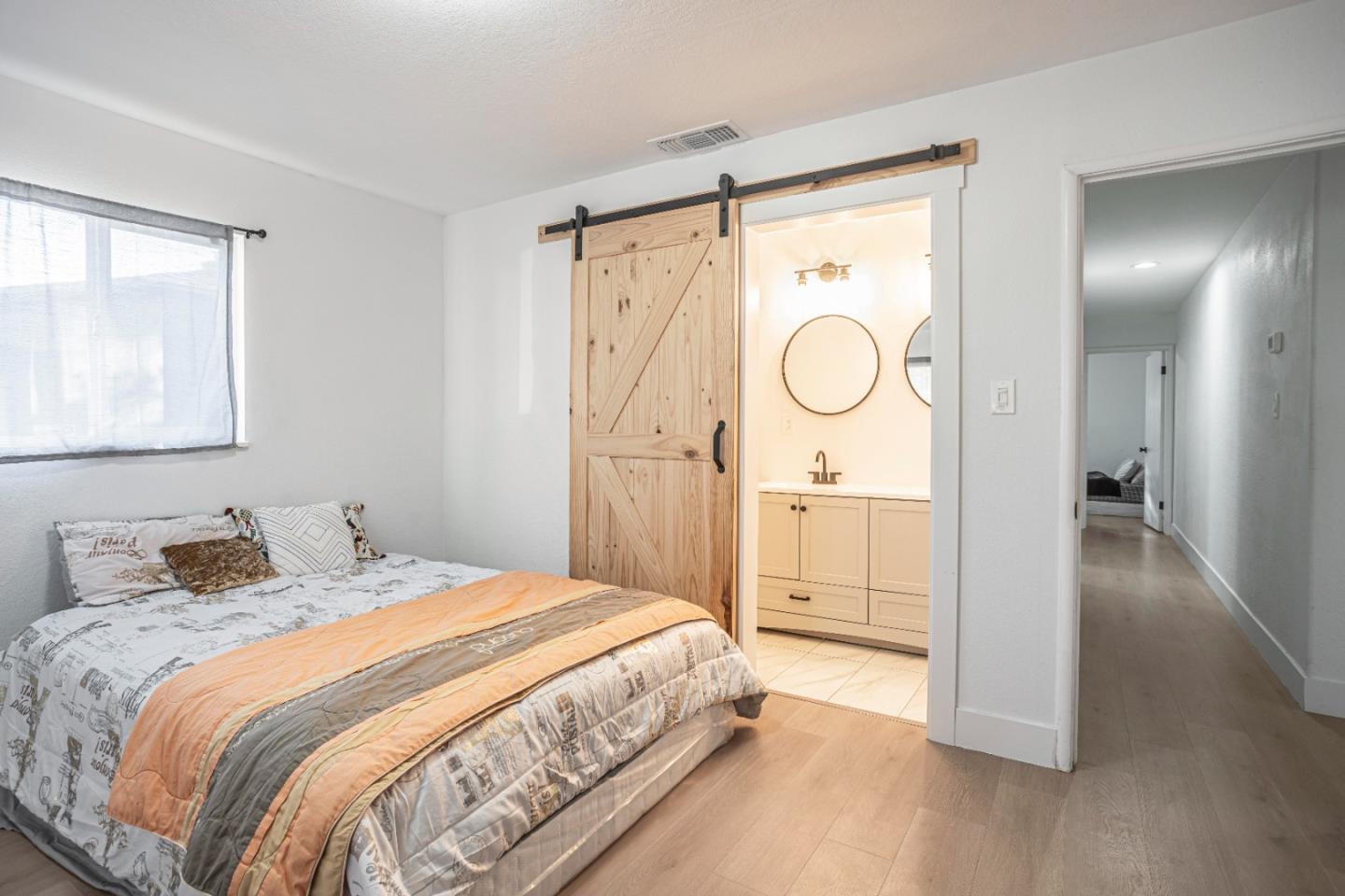 Detail Gallery Image 8 of 17 For 4116 43rd Ave, Sacramento,  CA 95824 - 3 Beds | 2/1 Baths