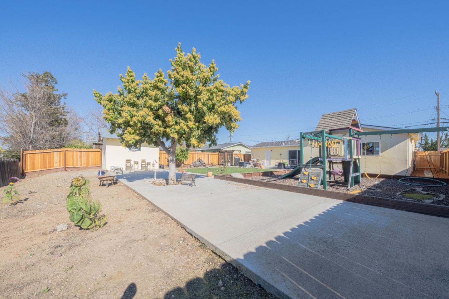 Detail Gallery Image 19 of 19 For 530 El Camino Paraiso, Hollister,  CA 95023 - 3 Beds | 1/1 Baths