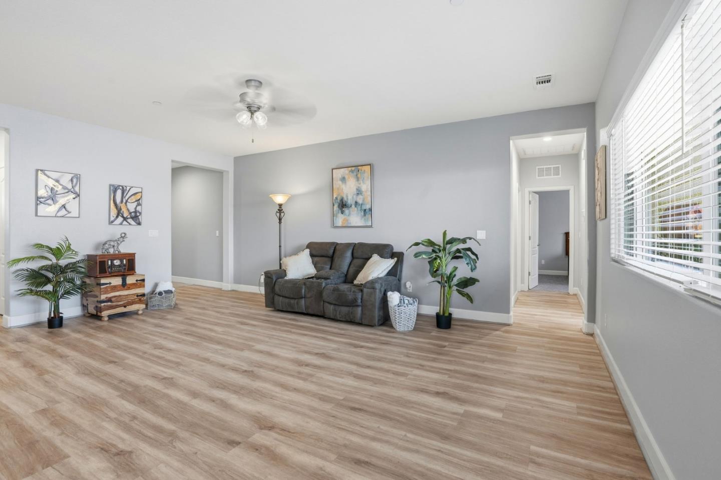 Detail Gallery Image 11 of 81 For 618 Machado St, Los Banos,  CA 93635 - 2 Beds | 2 Baths