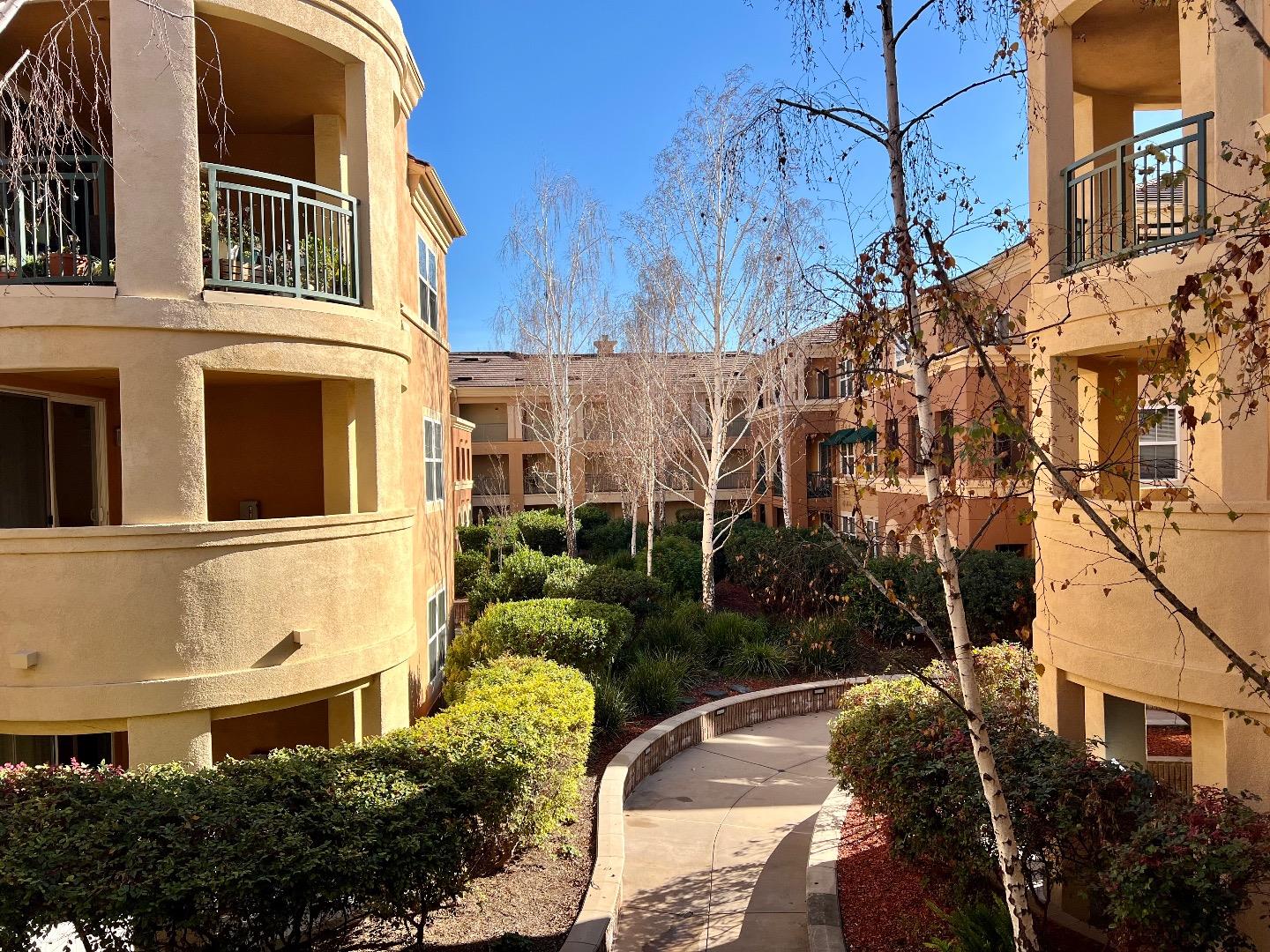 Detail Gallery Image 29 of 39 For 1310 Saddle Rack St #347,  San Jose,  CA 95126 - 2 Beds | 2 Baths