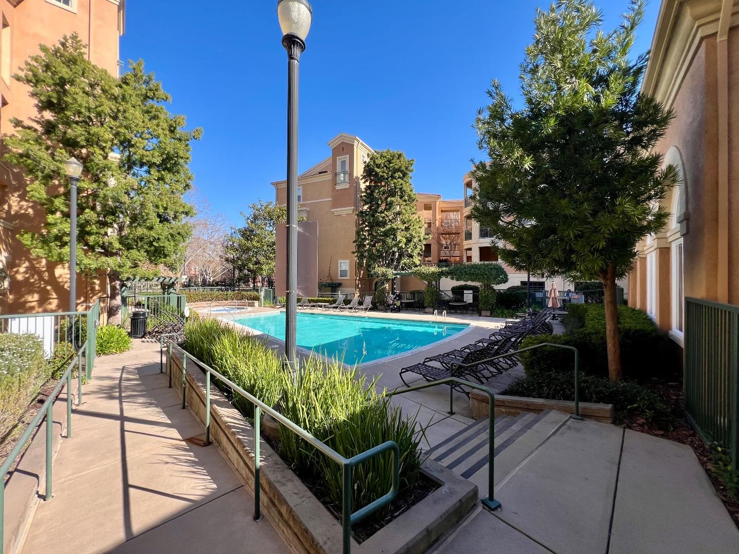 Detail Gallery Image 31 of 39 For 1310 Saddle Rack St #347,  San Jose,  CA 95126 - 2 Beds | 2 Baths