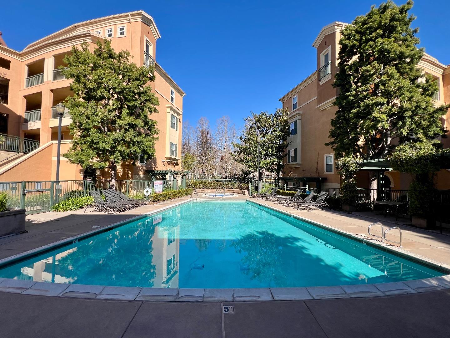 Detail Gallery Image 35 of 39 For 1310 Saddle Rack St #347,  San Jose,  CA 95126 - 2 Beds | 2 Baths