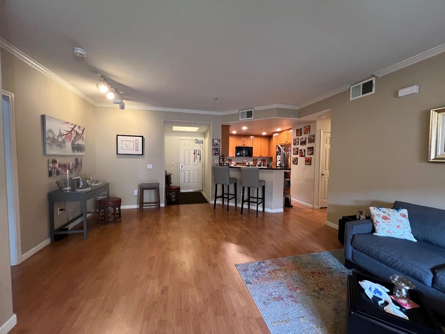 Detail Gallery Image 7 of 16 For 1310 Saddle Rack St #347,  San Jose,  CA 95126 - 2 Beds | 2 Baths