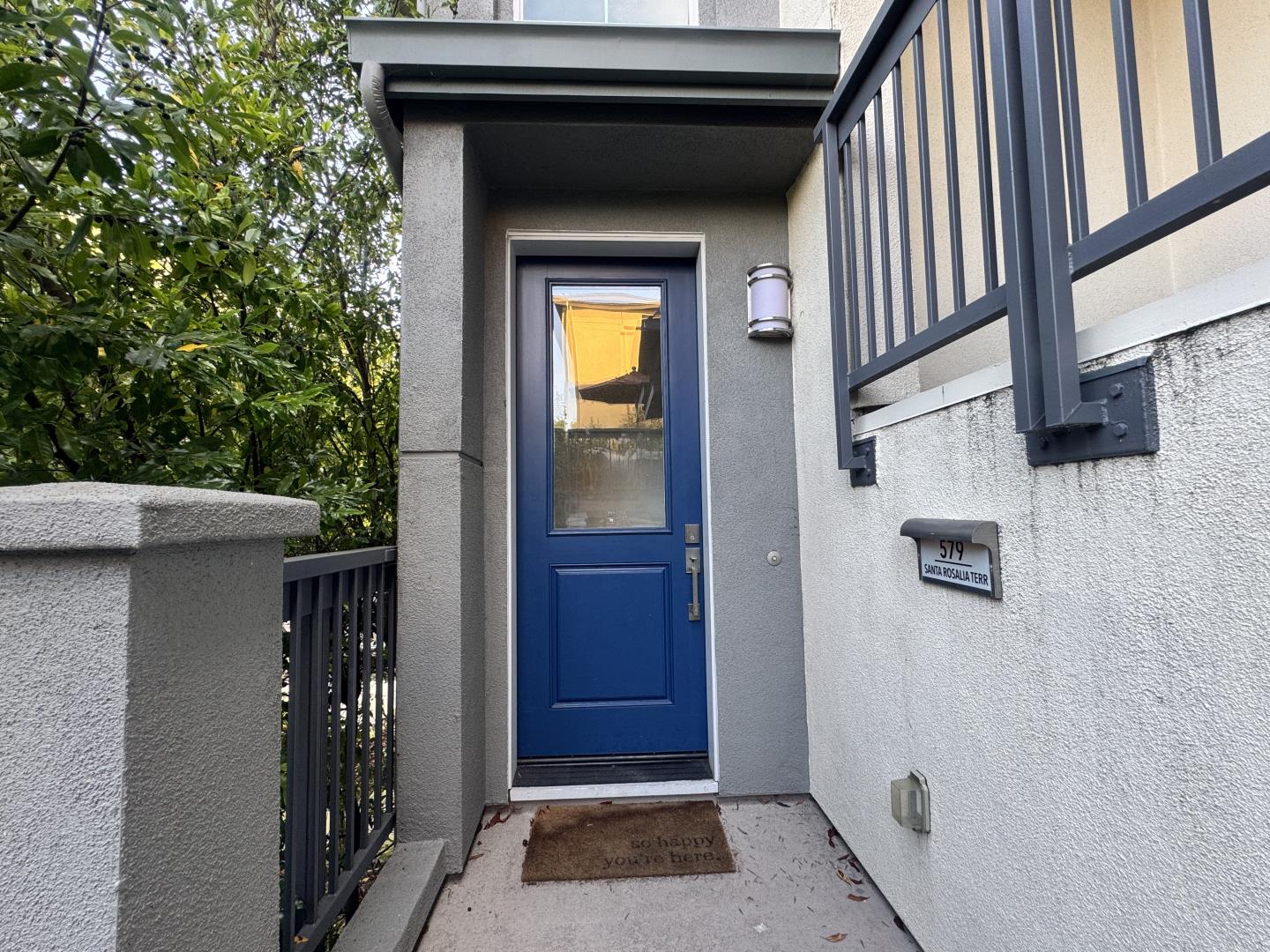 Detail Gallery Image 2 of 16 For 579 Santa Rosalia Ter, Sunnyvale,  CA 94085 - 2 Beds | 2 Baths