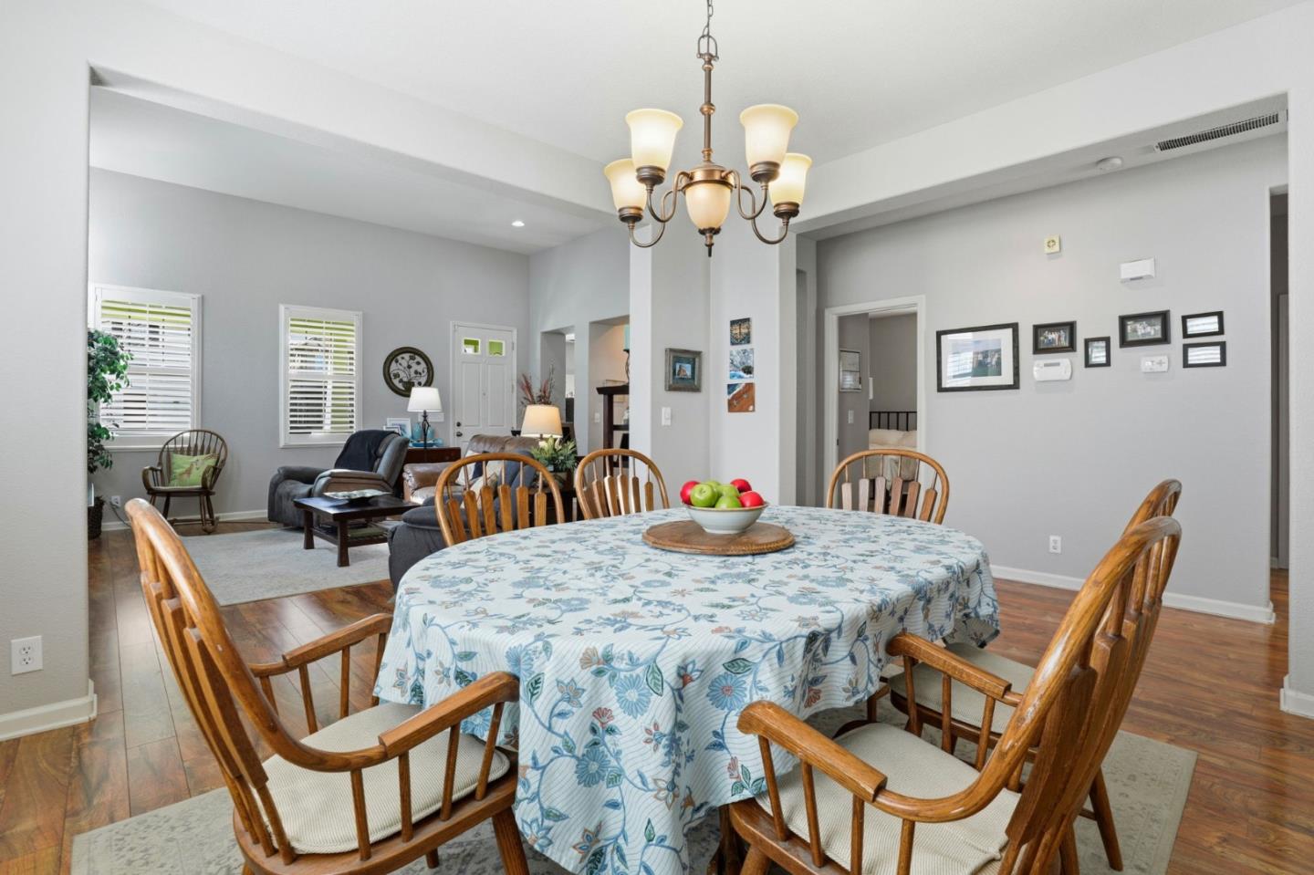 Detail Gallery Image 16 of 40 For 622 Heirloom Pl, King City,  CA 93930 - 3 Beds | 3 Baths