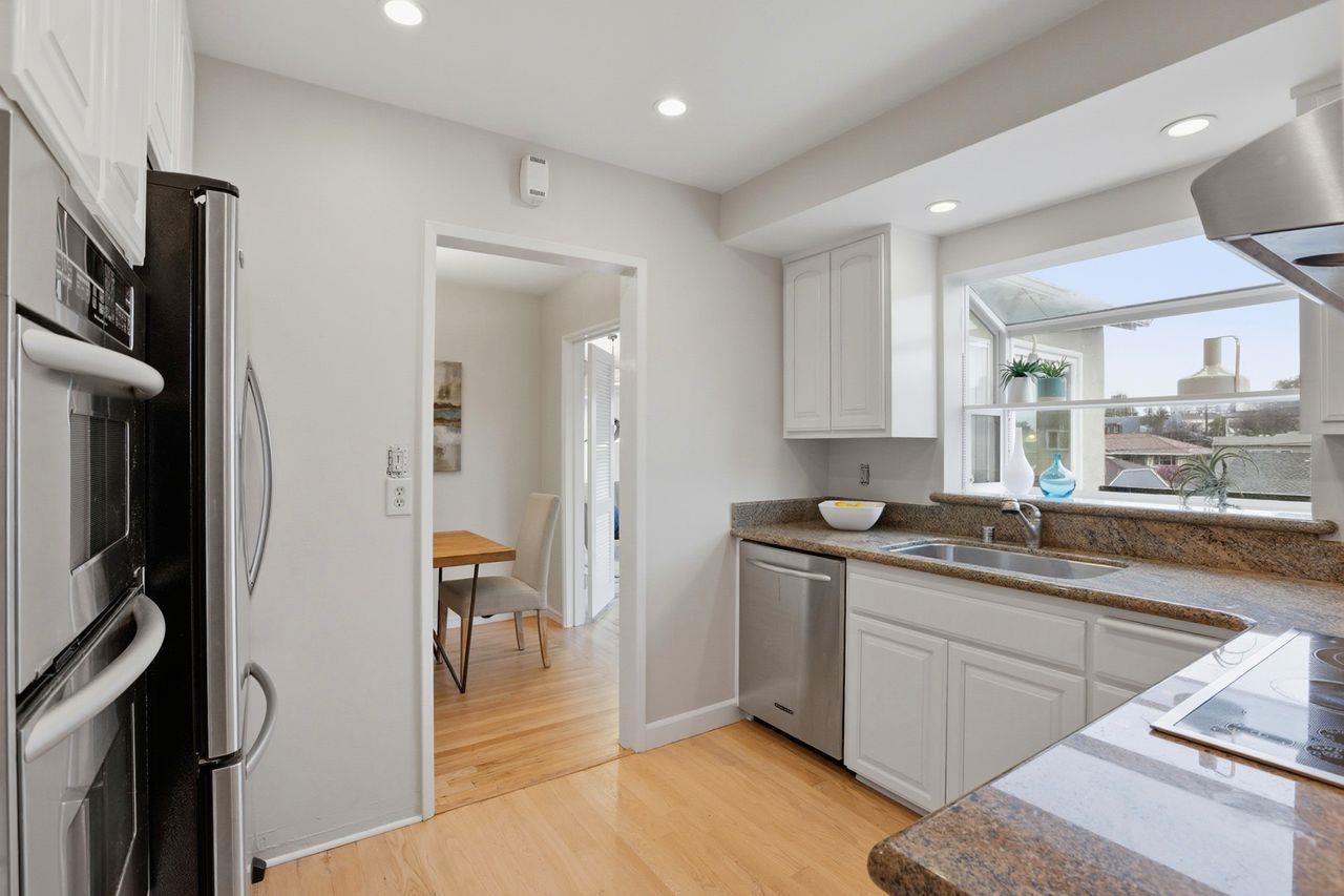 Detail Gallery Image 17 of 37 For 468 Cedar Ave, San Bruno,  CA 94066 - 3 Beds | 1 Baths