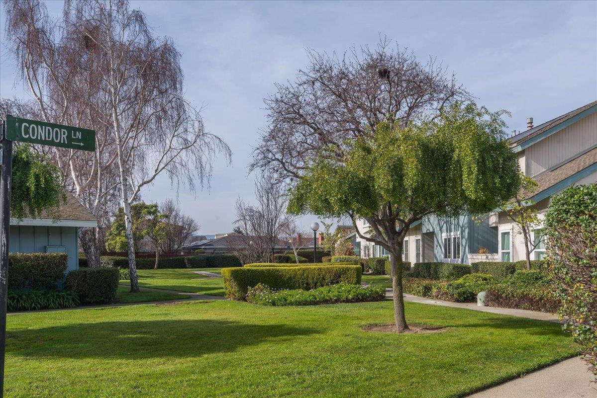 Detail Gallery Image 26 of 41 For 1018 Condor Ln, Foster City,  CA 94404 - 3 Beds | 2/1 Baths