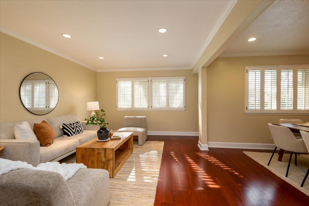 Detail Gallery Image 4 of 41 For 1018 Condor Ln, Foster City,  CA 94404 - 3 Beds | 2/1 Baths