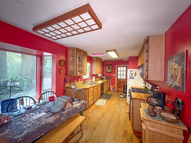 Detail Gallery Image 14 of 18 For 1350 Lost Acre Dr, Felton,  CA 95018 - 3 Beds | 1 Baths