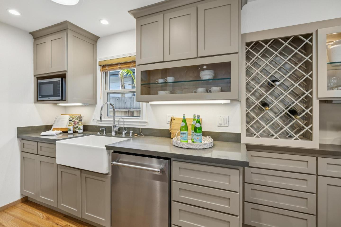 Detail Gallery Image 19 of 40 For 1435 47th Ave, Capitola,  CA 95010 - 3 Beds | 2 Baths