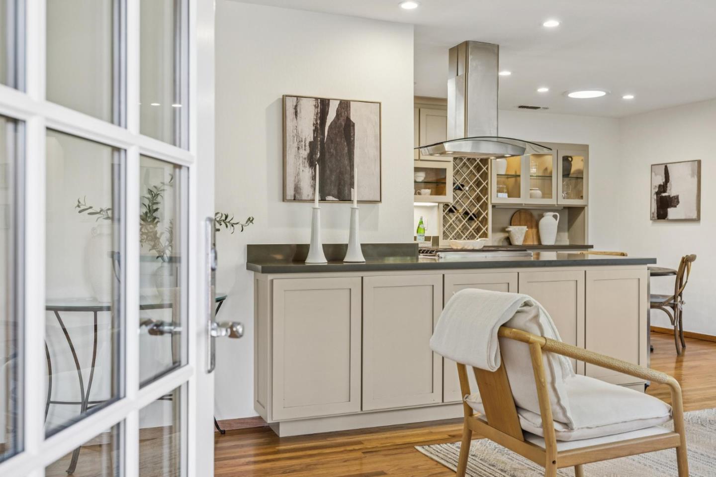 Detail Gallery Image 2 of 40 For 1435 47th Ave, Capitola,  CA 95010 - 3 Beds | 2 Baths