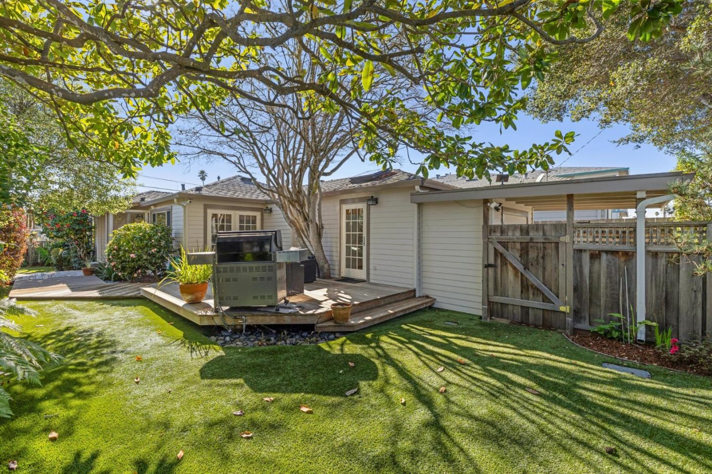 Detail Gallery Image 35 of 40 For 1435 47th Ave, Capitola,  CA 95010 - 3 Beds | 2 Baths